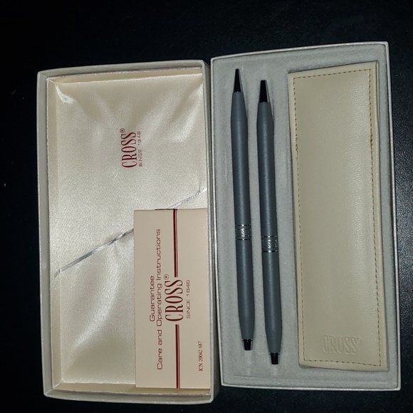 Cross limited edition ladies classic century matte gray grey and chrome set - Picture 1 of 2